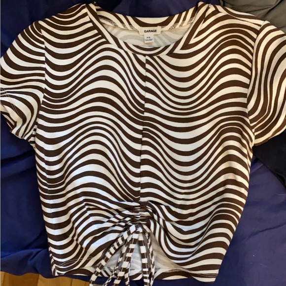 Garage top - Picture 1 of 1